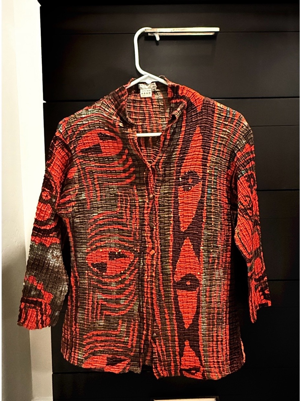 Alberto Makali Red & Black Patterned Women's Button-Down Shirt